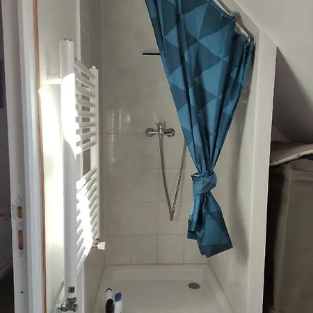 Le Clos Du Val * Chivres-Val